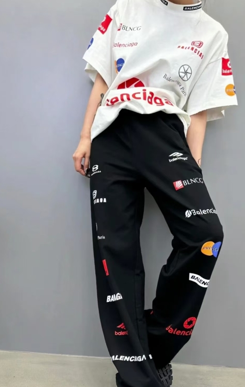 Balenciaga Lettering Printed Jeans Black