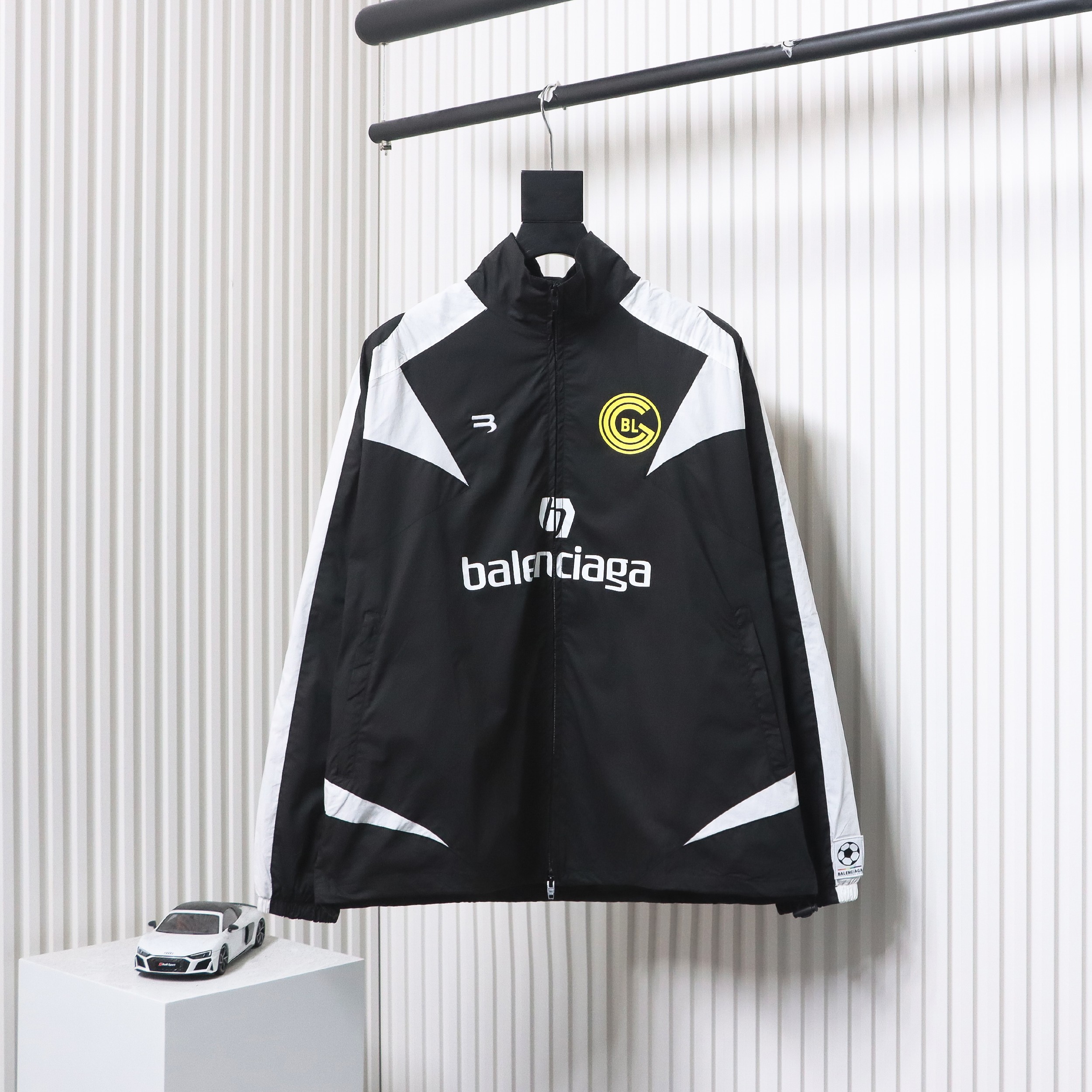 Balenciaga Manchester United Black And White Patchwork No.10 Jacket