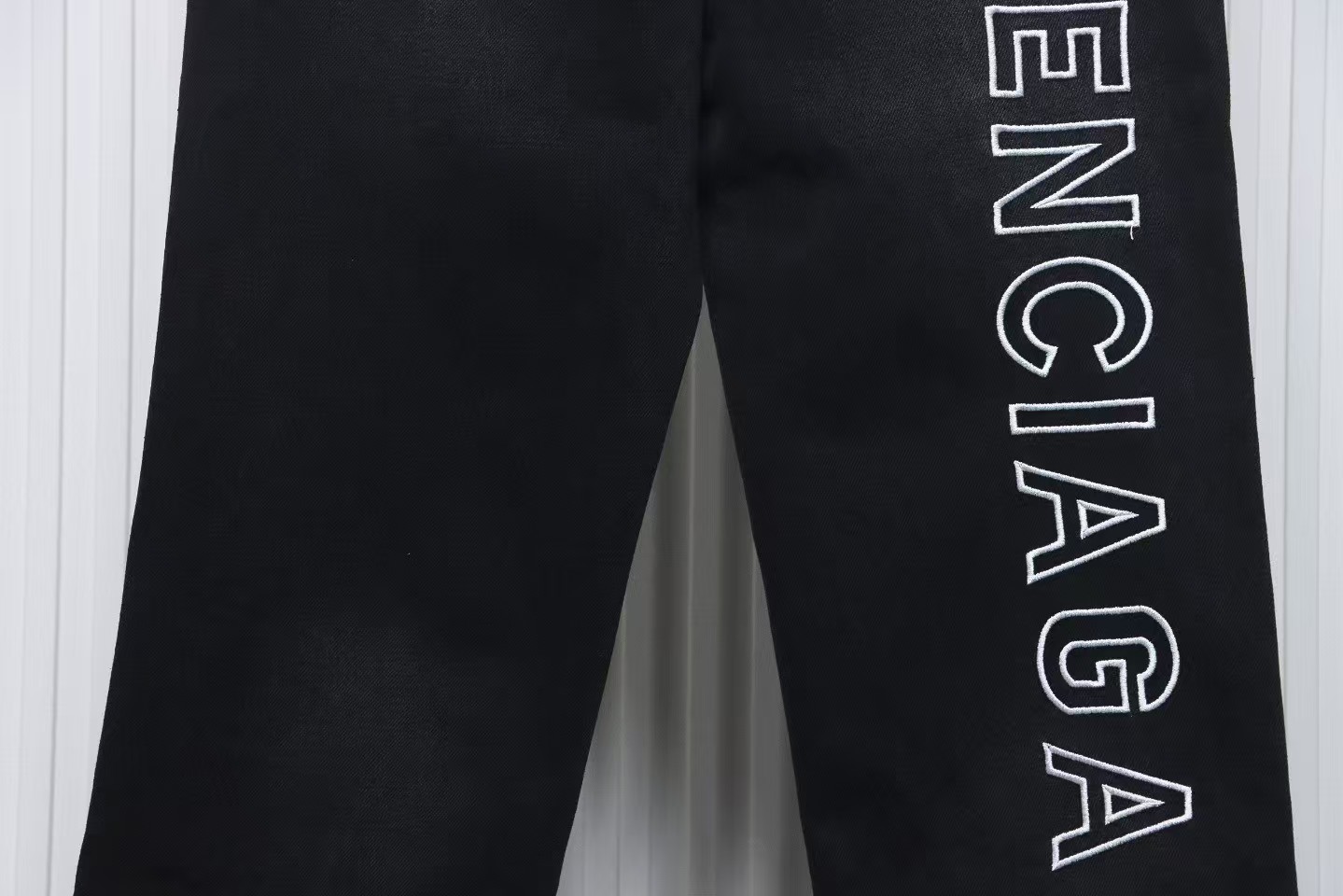 Balenciaga Single Breasted Jeans With Logo Embroidery On The Side