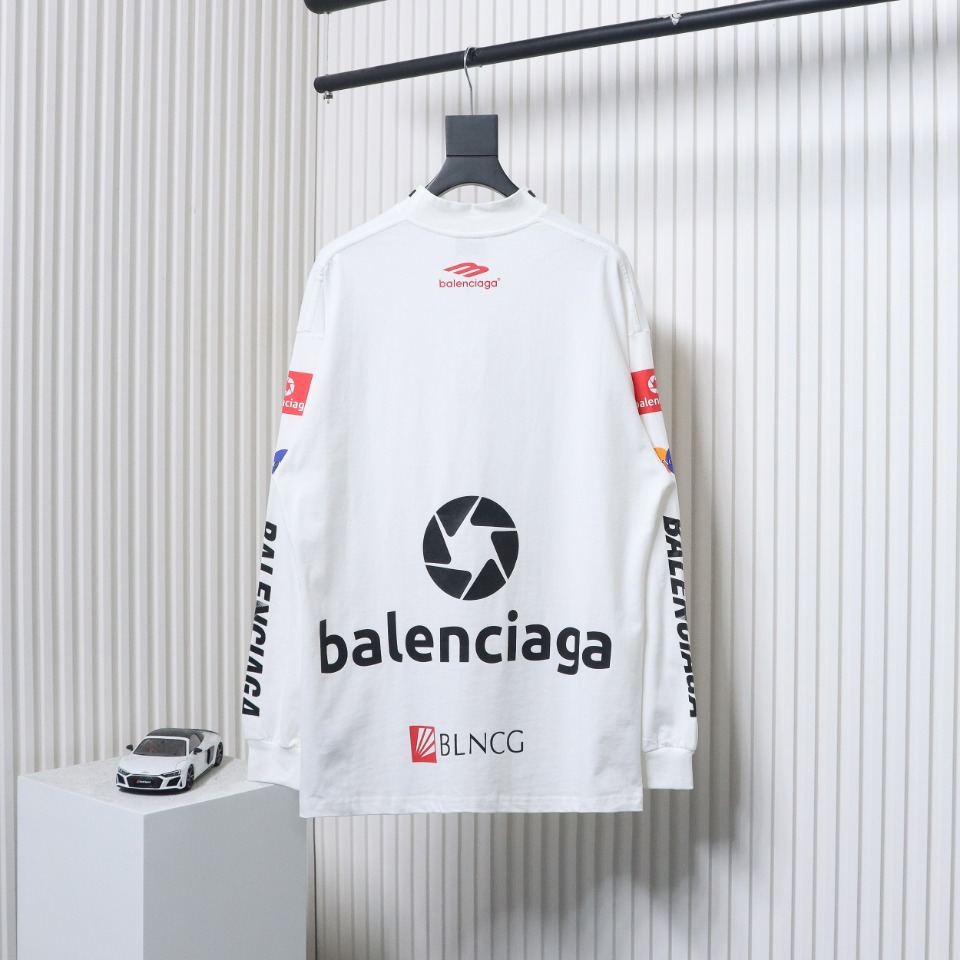 Balenciaga 23ss Multi-Element Printed Full-Length Long-Sleeved T-shirt White