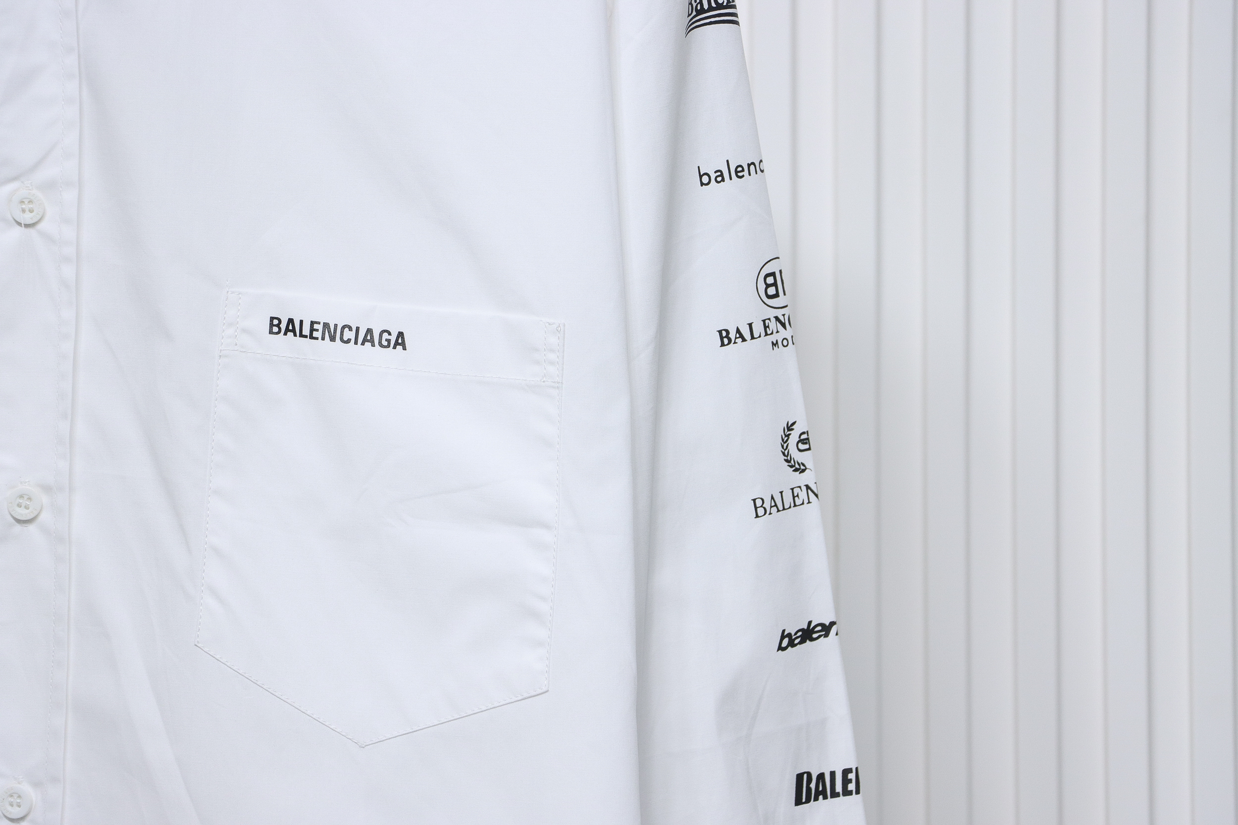 Balenciaga 24FW Historical Logo Printed Long Sleeve Shirt White
