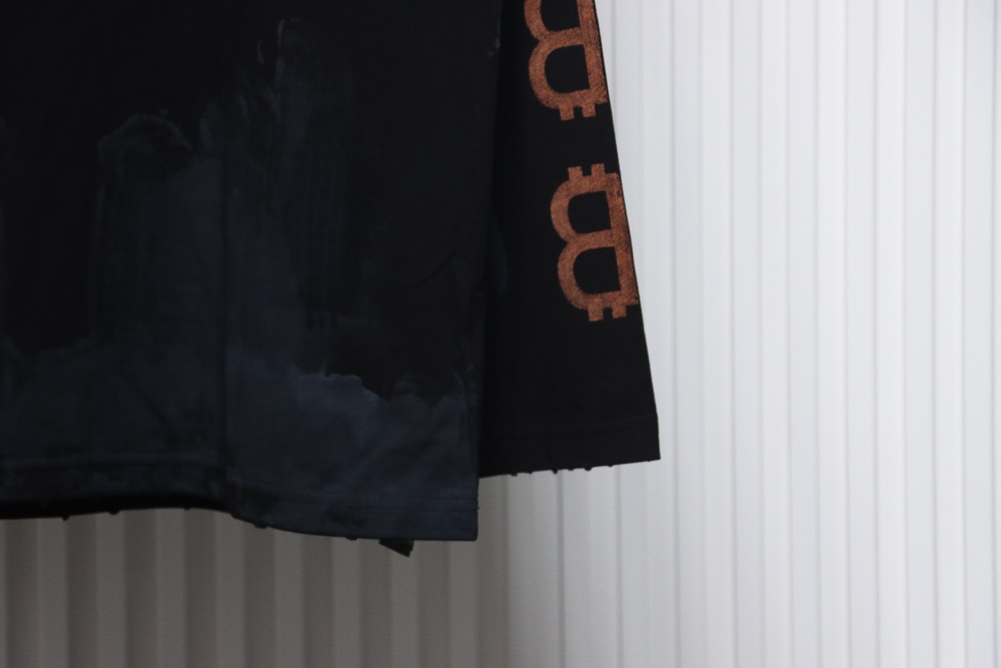 Balenciaga 24sss double B Heavy Washed Hand-Painted Old Bitcoin Long-Sleeved T-shirt