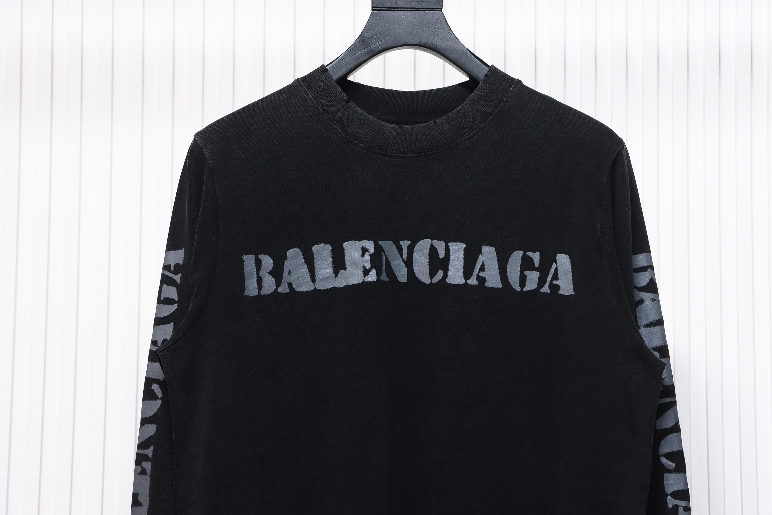 Balenciaga Blurred Front And Back Logo Long Sleeves