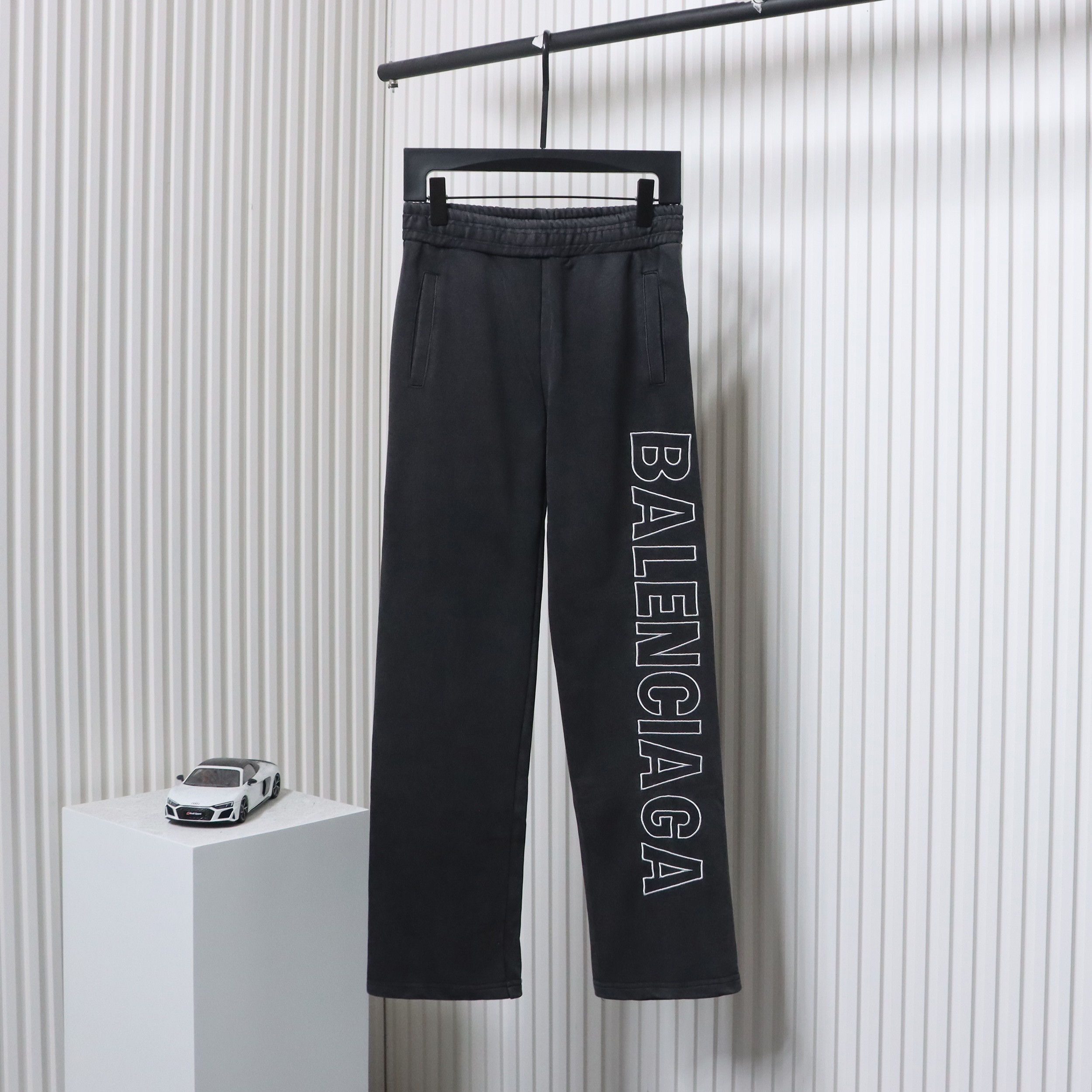 Balenciaga Distressed Washed Single-Breasted Lettering Trousers