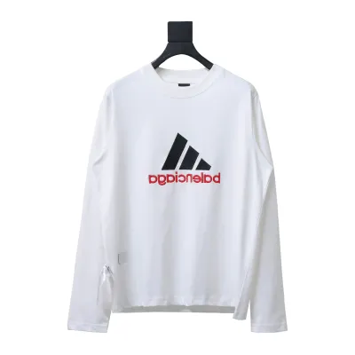 Balenciaga Joint Art Embroidered Long-Sleeved T-shirt White 01