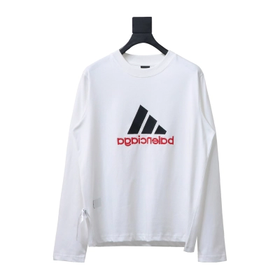 Balenciaga Joint Art Embroidered Long-Sleeved T-shirt White 01