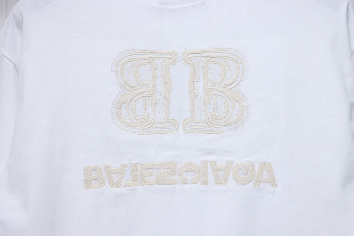 Balenciaga New BB Reverse Letter Embroidered Short-Sleeved T-shirt