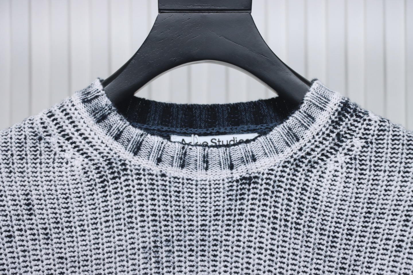 Acne Studios 24Fw Distressed Tie-Dye Crewneck Sweater