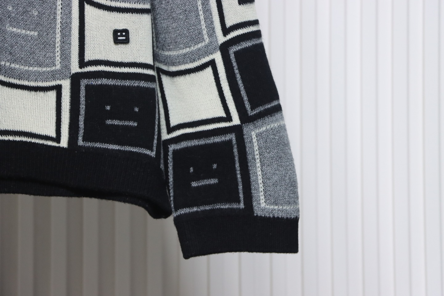 Acne Studios 24FW Square Smiley Face Crewneck Sweater