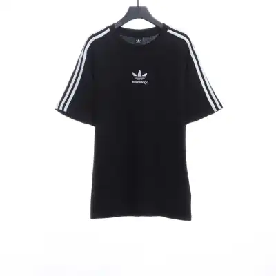 Balenciaga Joint Clover Embroidered Short Sleeves Black 01