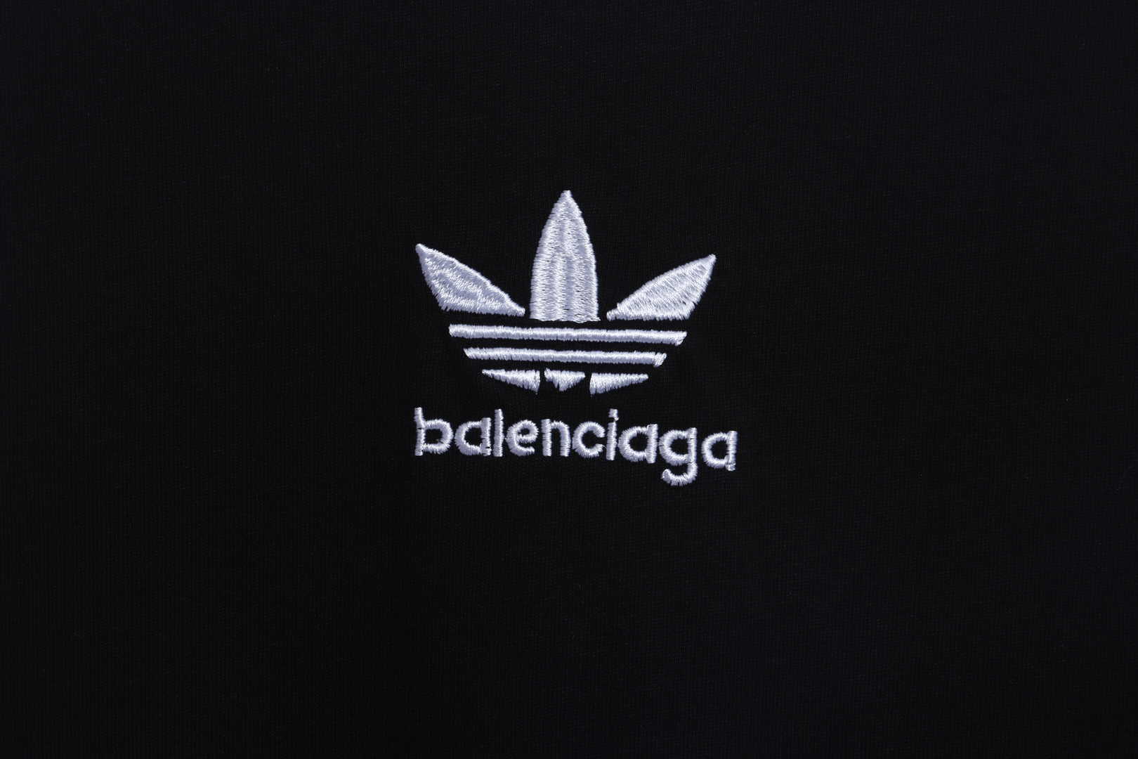 Balenciaga Joint Clover Embroidered Short Sleeves Black