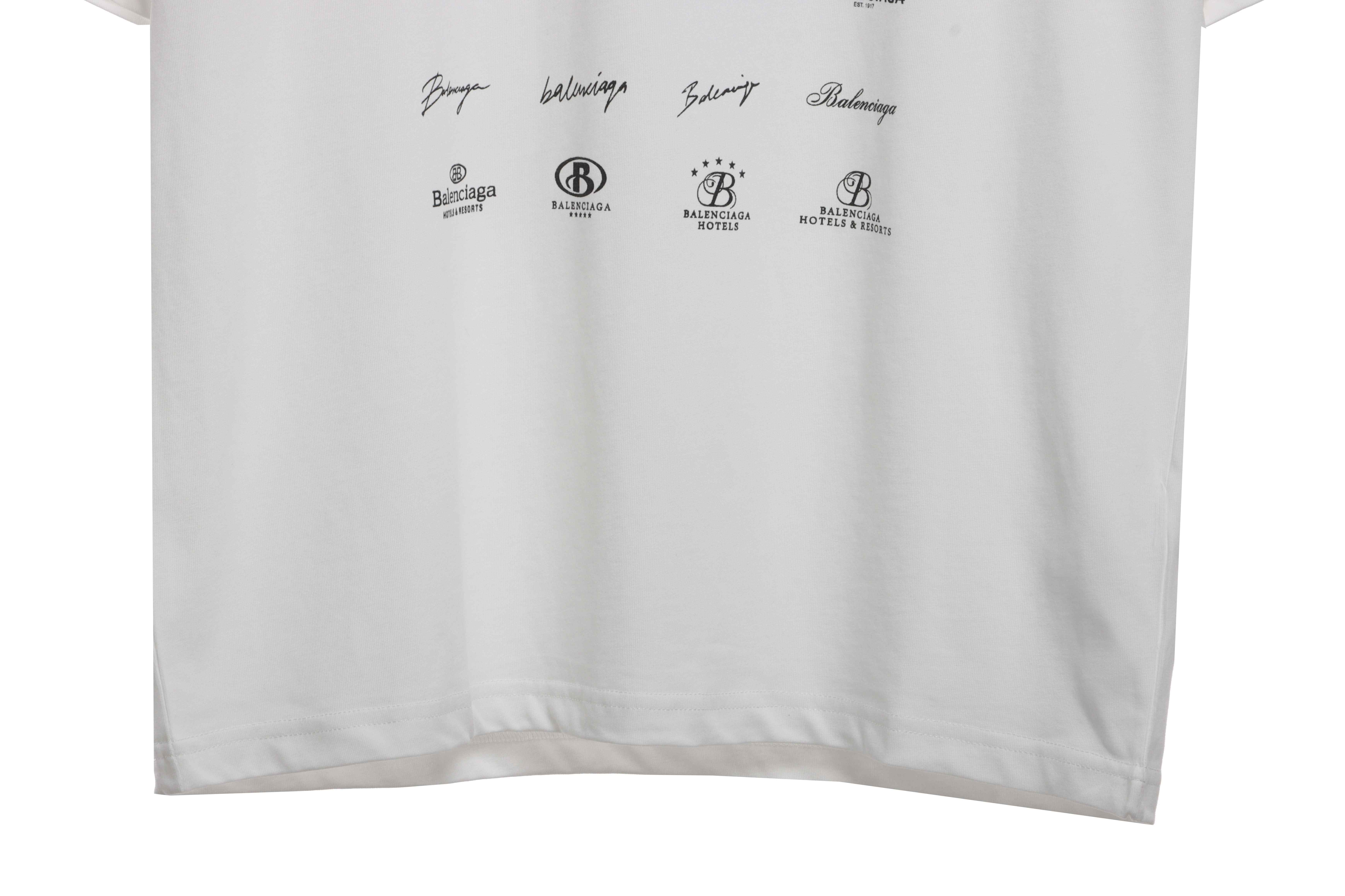 Balenciaga Manchu Classic Logo Short-Sleeved White