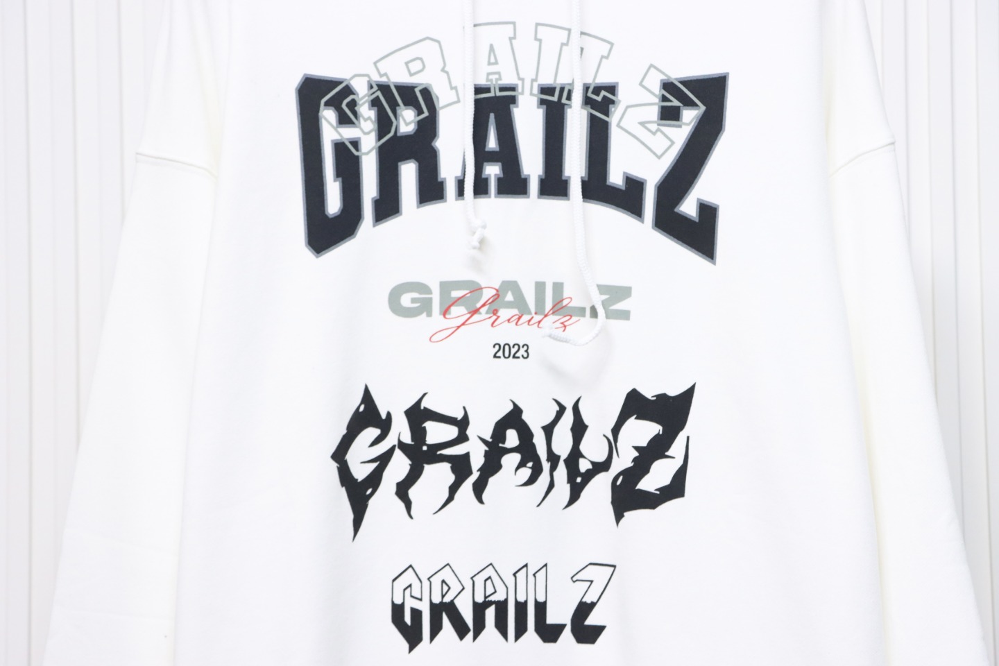 GRAILZ 23FW Lightning Letter Hoodie White