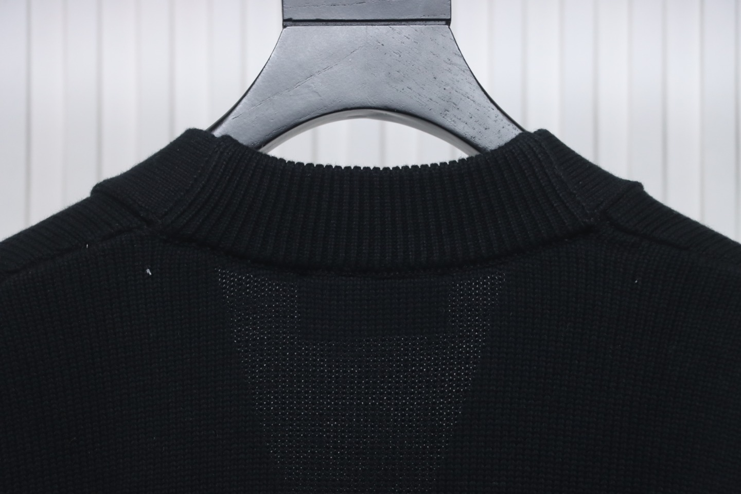 AMI Paris 21FW Heart Embroidered Cardigan Sweater Black