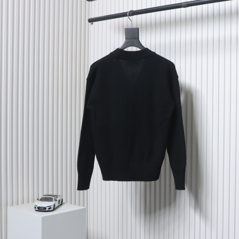 AMI Paris 21FW Heart Embroidered Cardigan Sweater Black