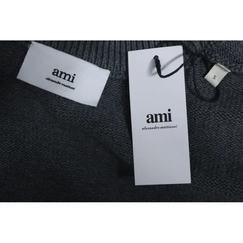 AMI Paris 21FW Heart Embroidery Crewneck Sweater Grey