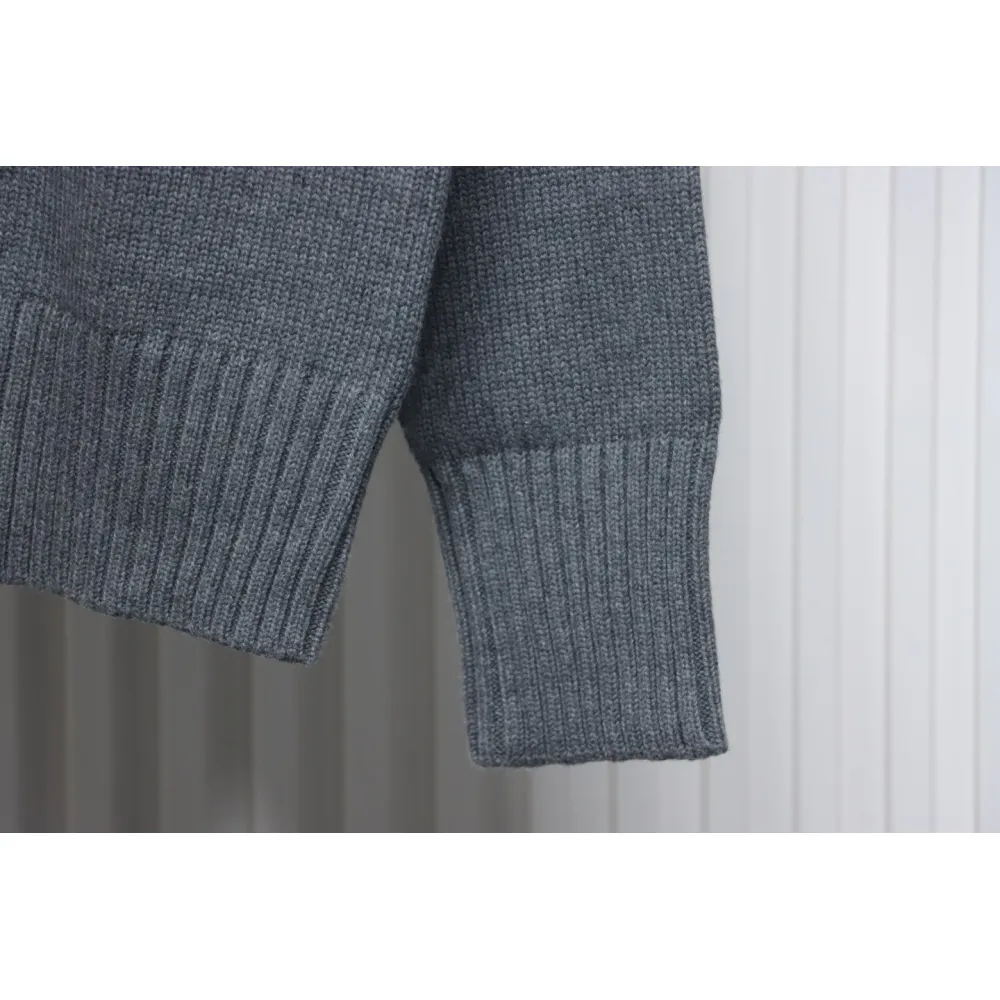 AMI Paris 21FW Heart Embroidery Crewneck Sweater Grey