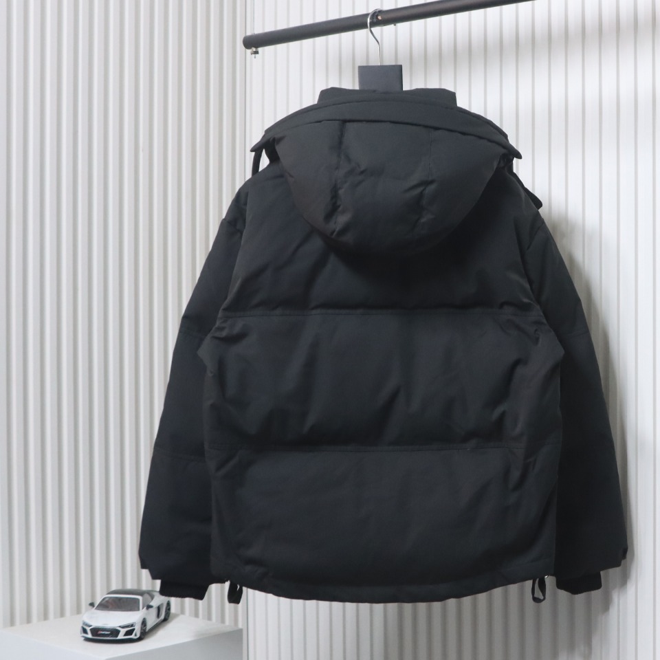 AMI Paris 23FW Heart Shape Short Down Jacket Correct Version Black