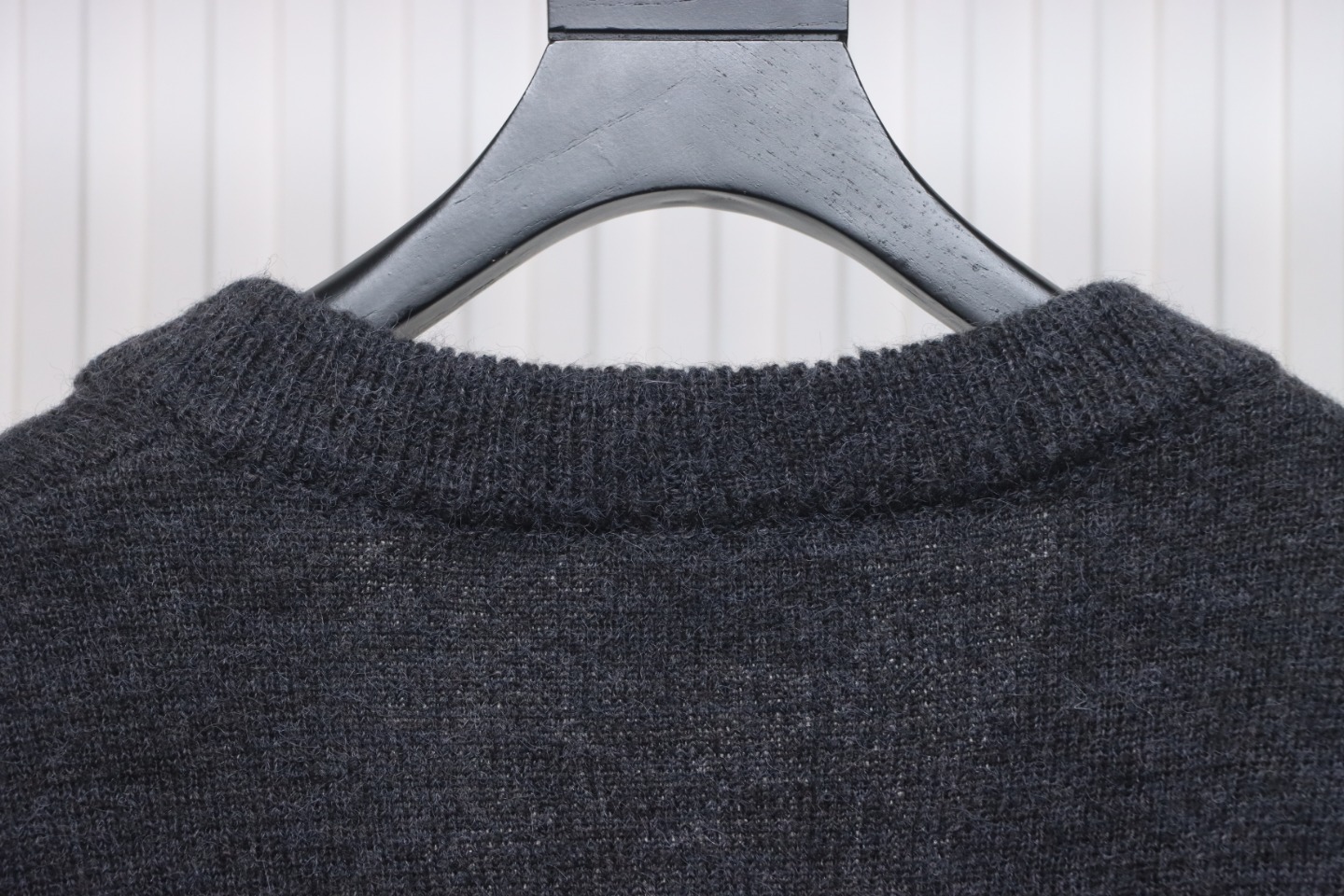 AMI Paris 24FW Cloud Mohair Cardigan Grey