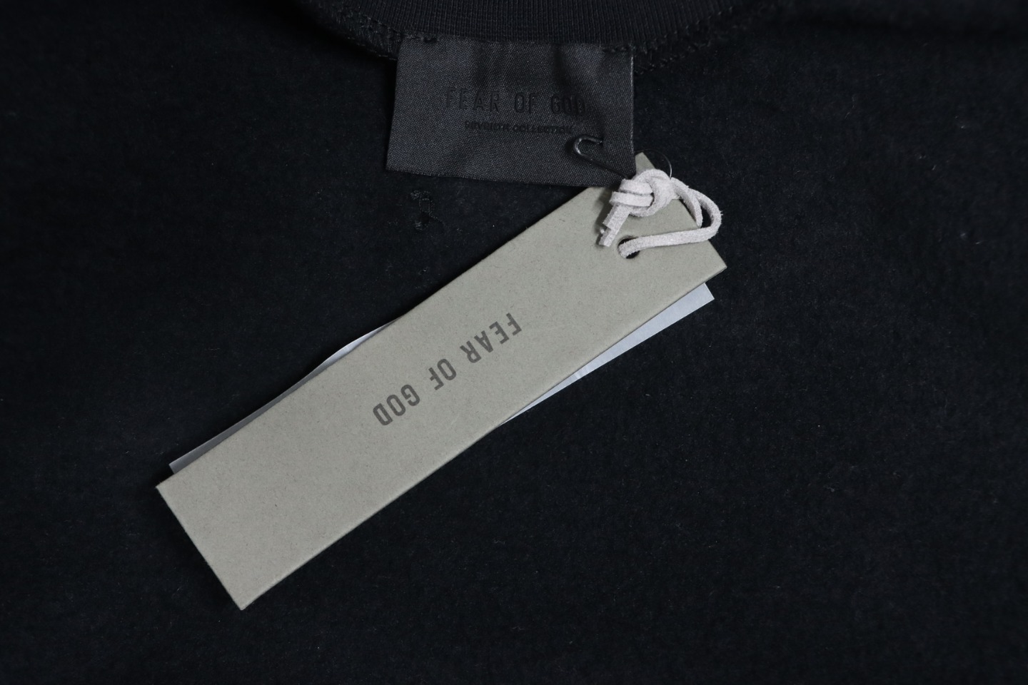 Fear of God Essential Double Line AIR Lettering Crew Neck Hoodie Black