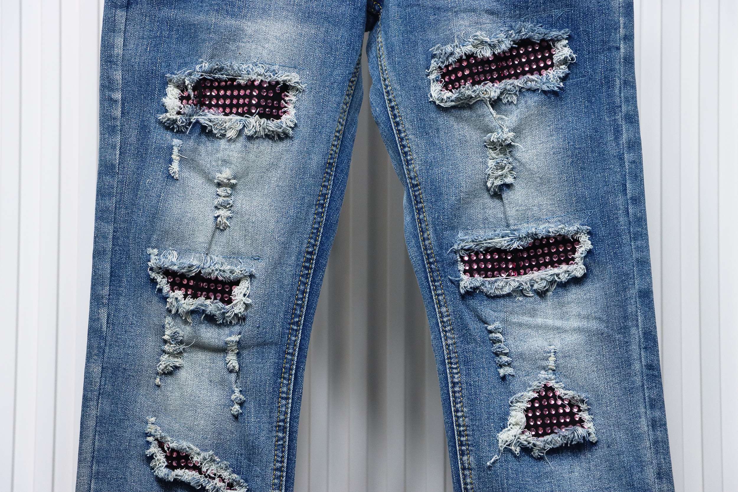 AMIRI MX1 Pink Diamond Washed Ripped Denim Pants