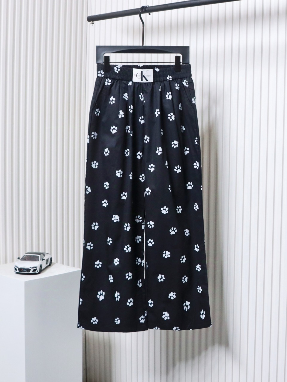 Calvin Klein Cat Print Wide-Leg Trousers Black