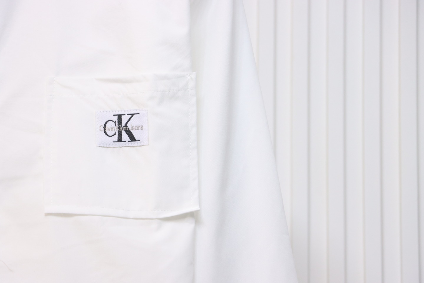 Calvin Klein Ck Fabric Label Pocket Casual Loose Long Sleeve Shirt White