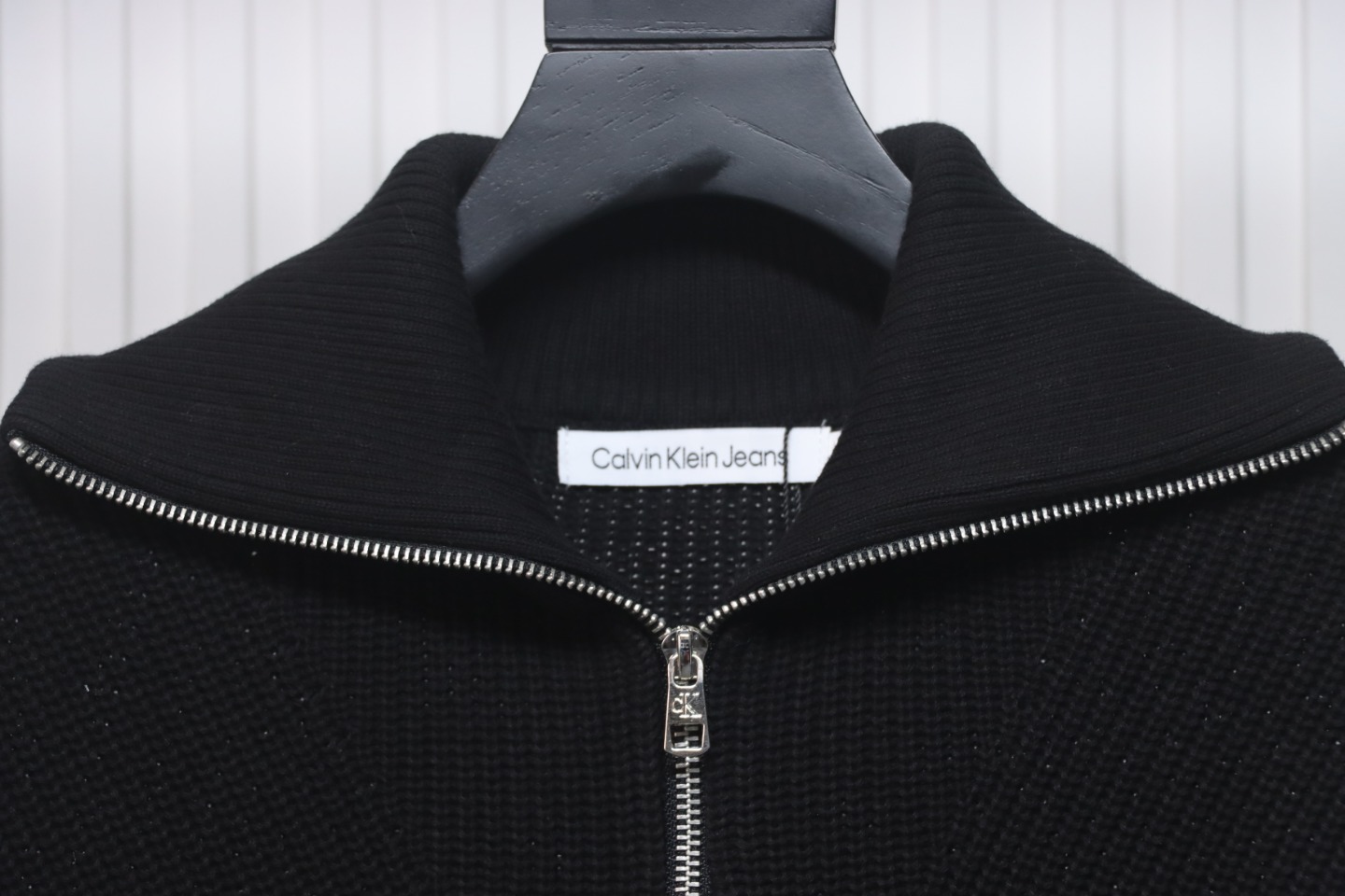 Calvin Klein CK Logo Embroidered Knitted Zip-Up Jacket Black