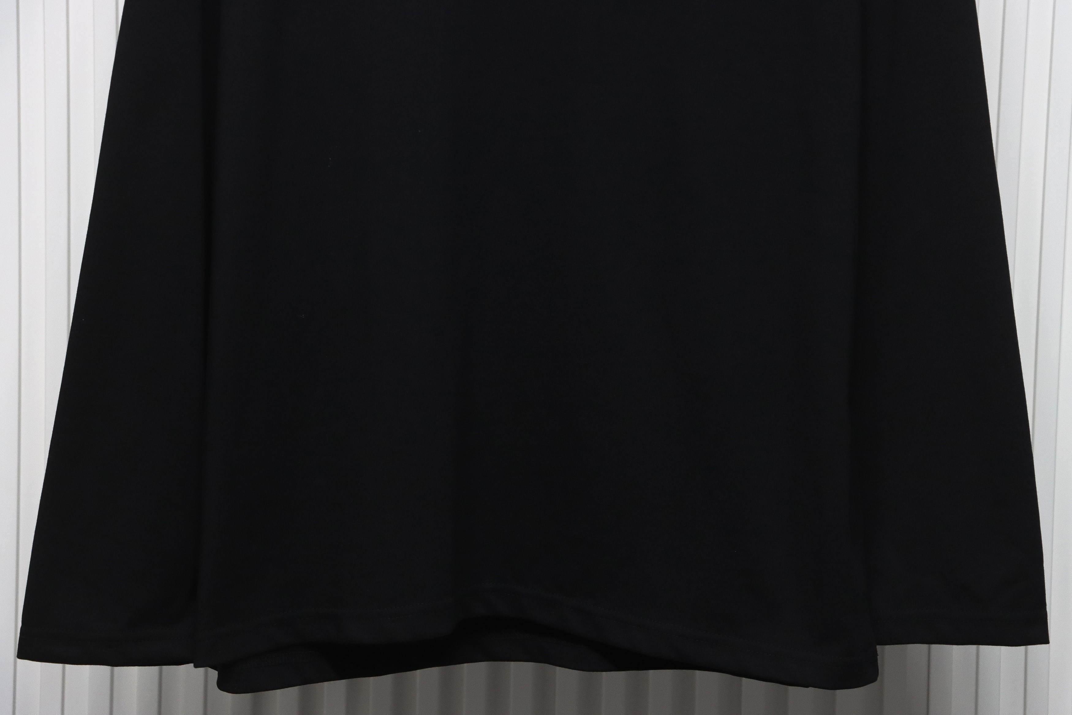 Calvin Klein Small Logo Basic Round Neck Long Sleeve Black