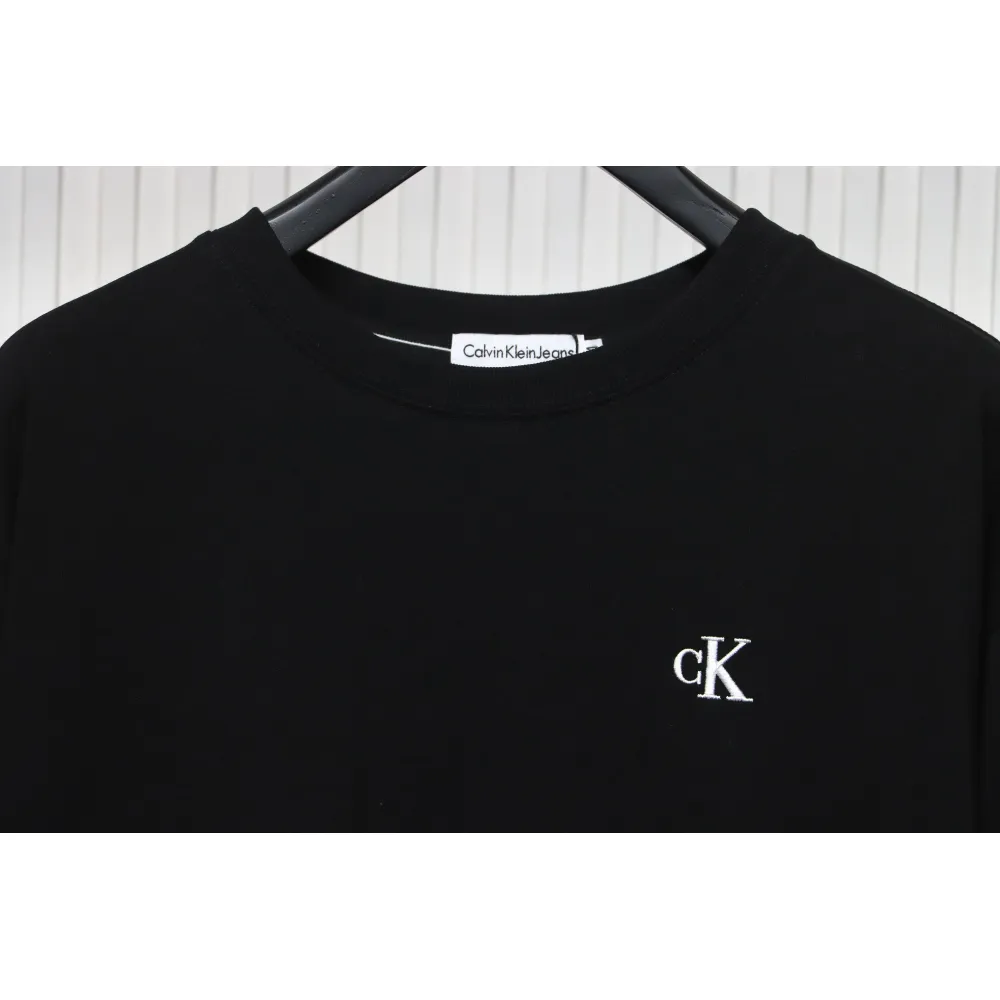 Calvin Klein Small Logo Basic Round Neck Long Sleeve Black