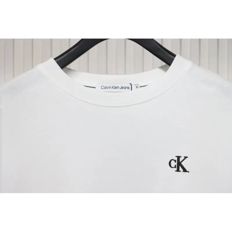 Calvin Klein Small Logo Basic Round Neck Long Sleeve White