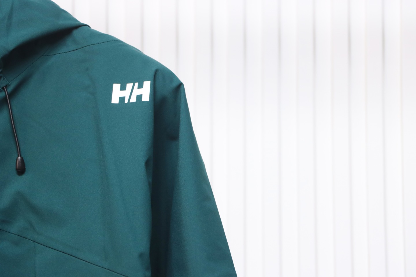 Helly Hansen HH Outdoor Mountaineering Cold And Windproof H2 Hard Shell Jacket Green