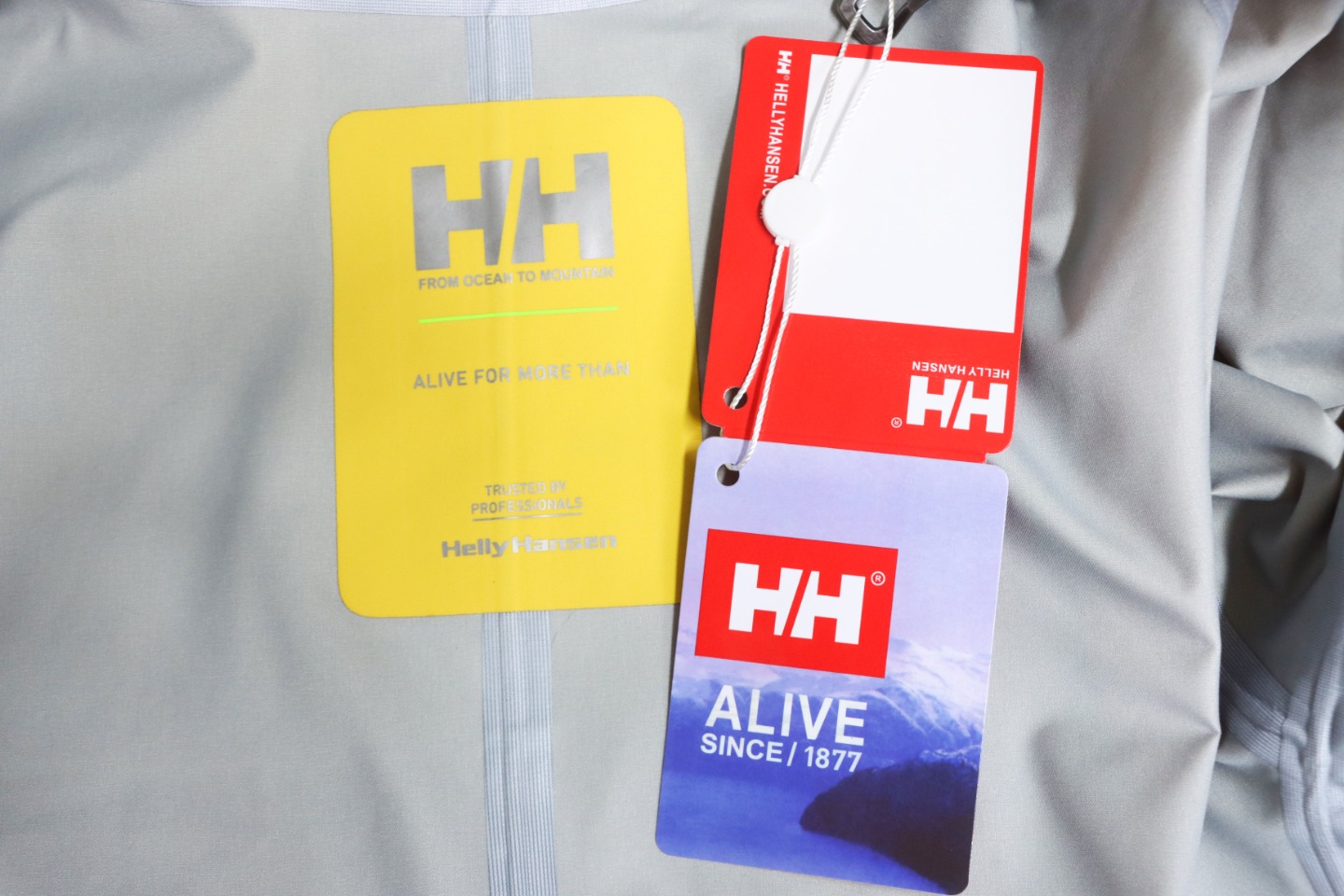 Helly Hansen HH Outdoor Mountaineering Cold And Windproof H2 Hard Shell Jacket Yellow