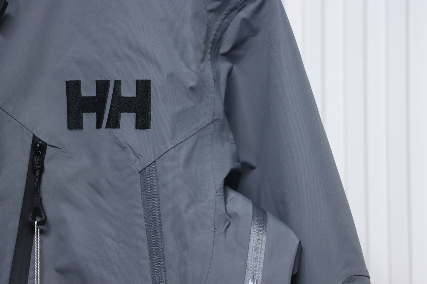 Helly Hansen New Odin Hard Shell Outdoor Hooded Jacket Grey