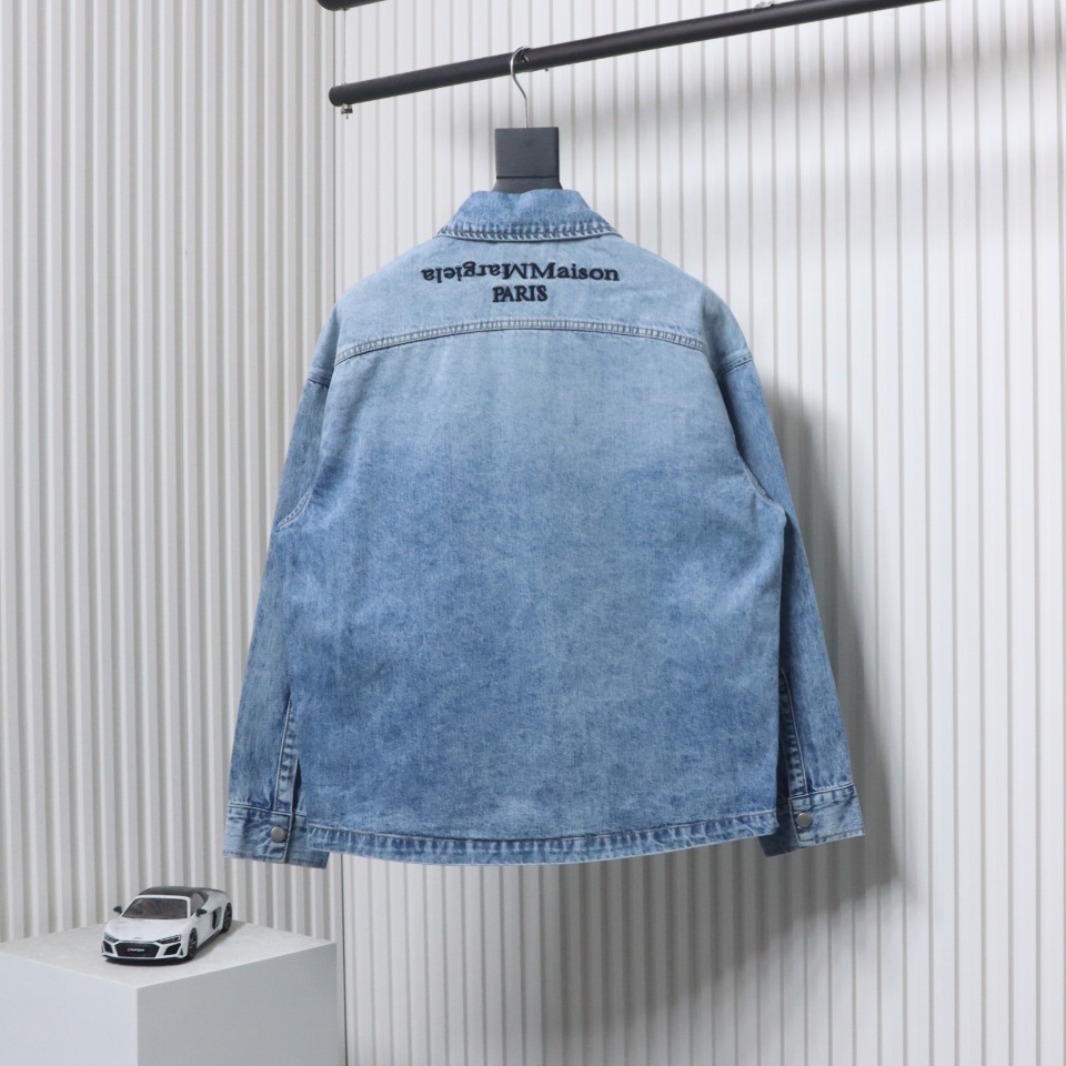 Maison Margiela 24Fw Corner Stitching Back Inverted Lettering Denim Jacket