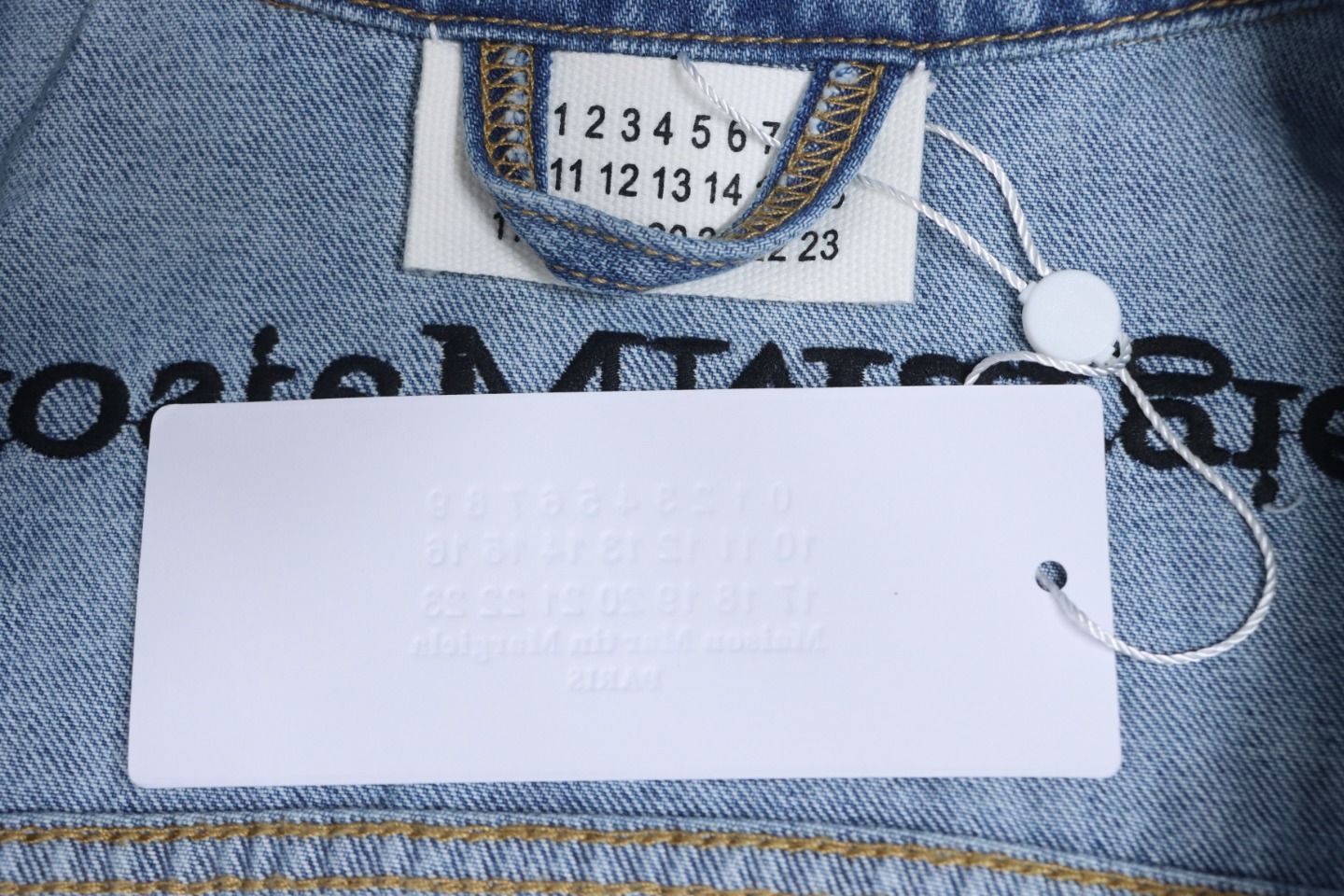 Maison Margiela 24Fw Corner Stitching Back Inverted Lettering Denim Jacket