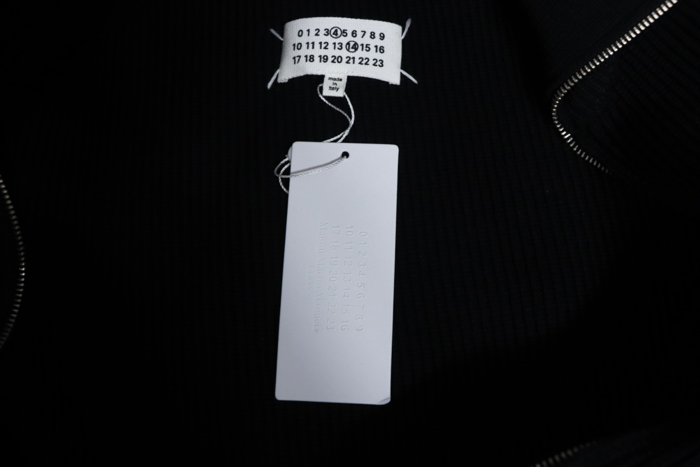 Maison Margiela 23Fw Corner Seam Leather Zipper Cardigan Sweater Black