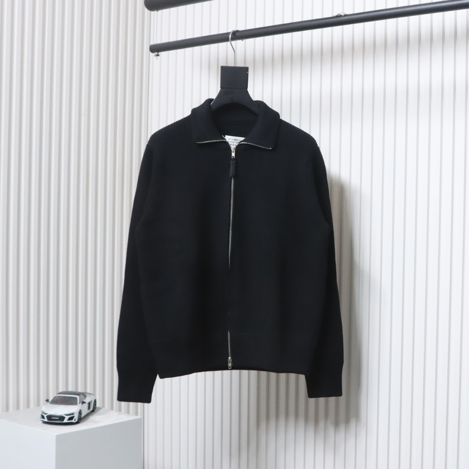 Maison Margiela 23Fw Corner Seam Leather Zipper Cardigan Sweater Black