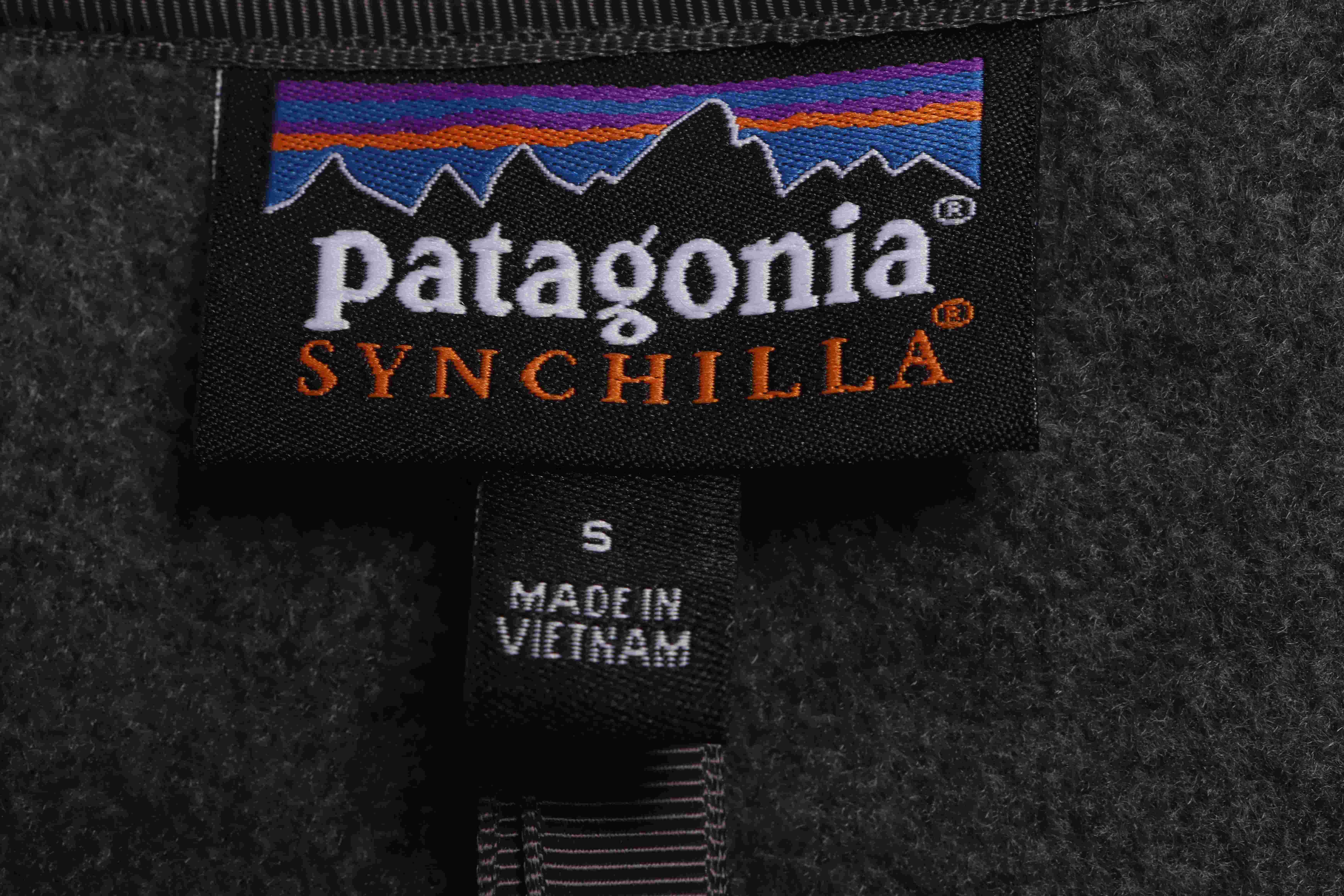 Patagonia Contrast Color Pocket Fleece Grey Purple