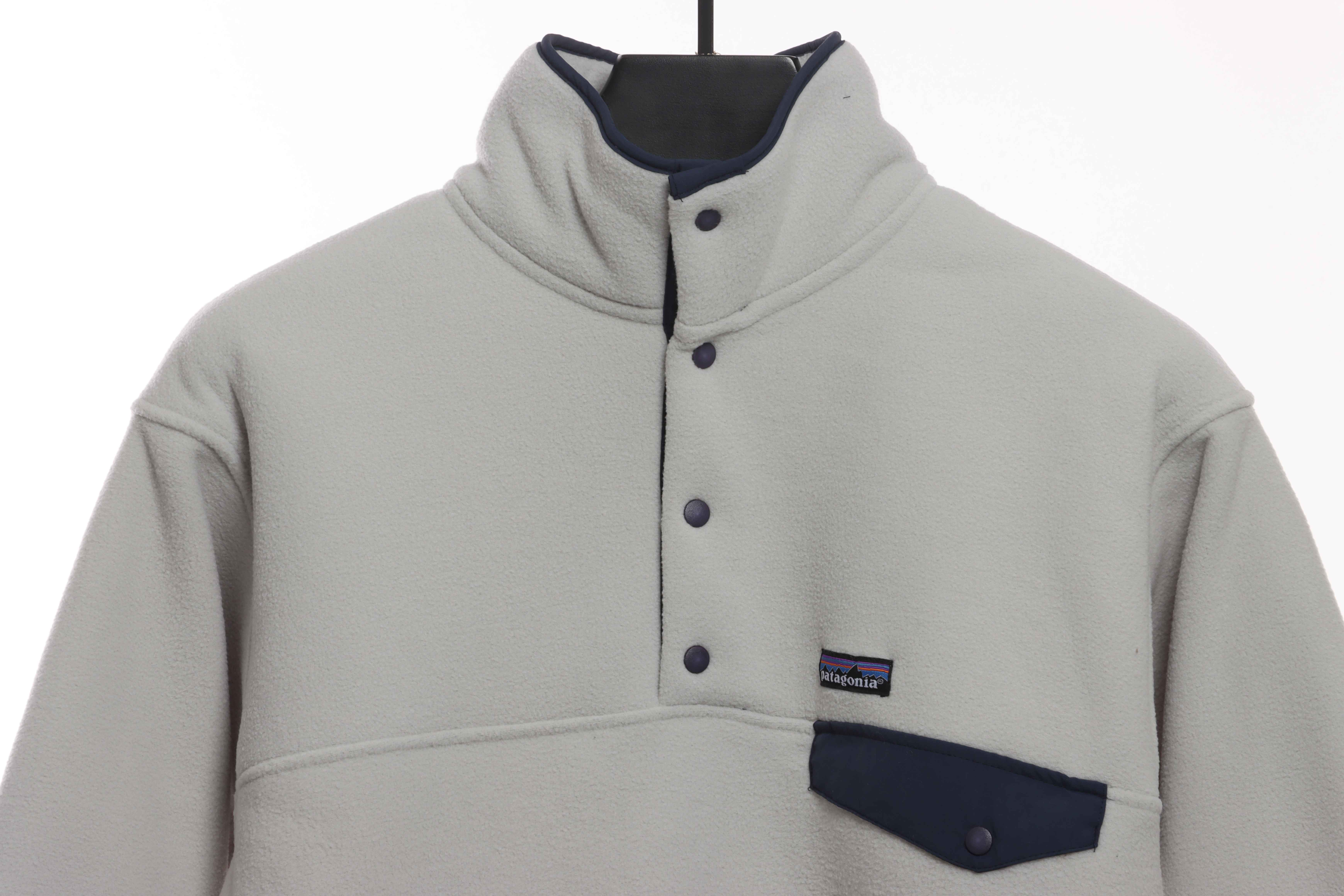 Patagonia Contrast Color Pocket Fleece White
