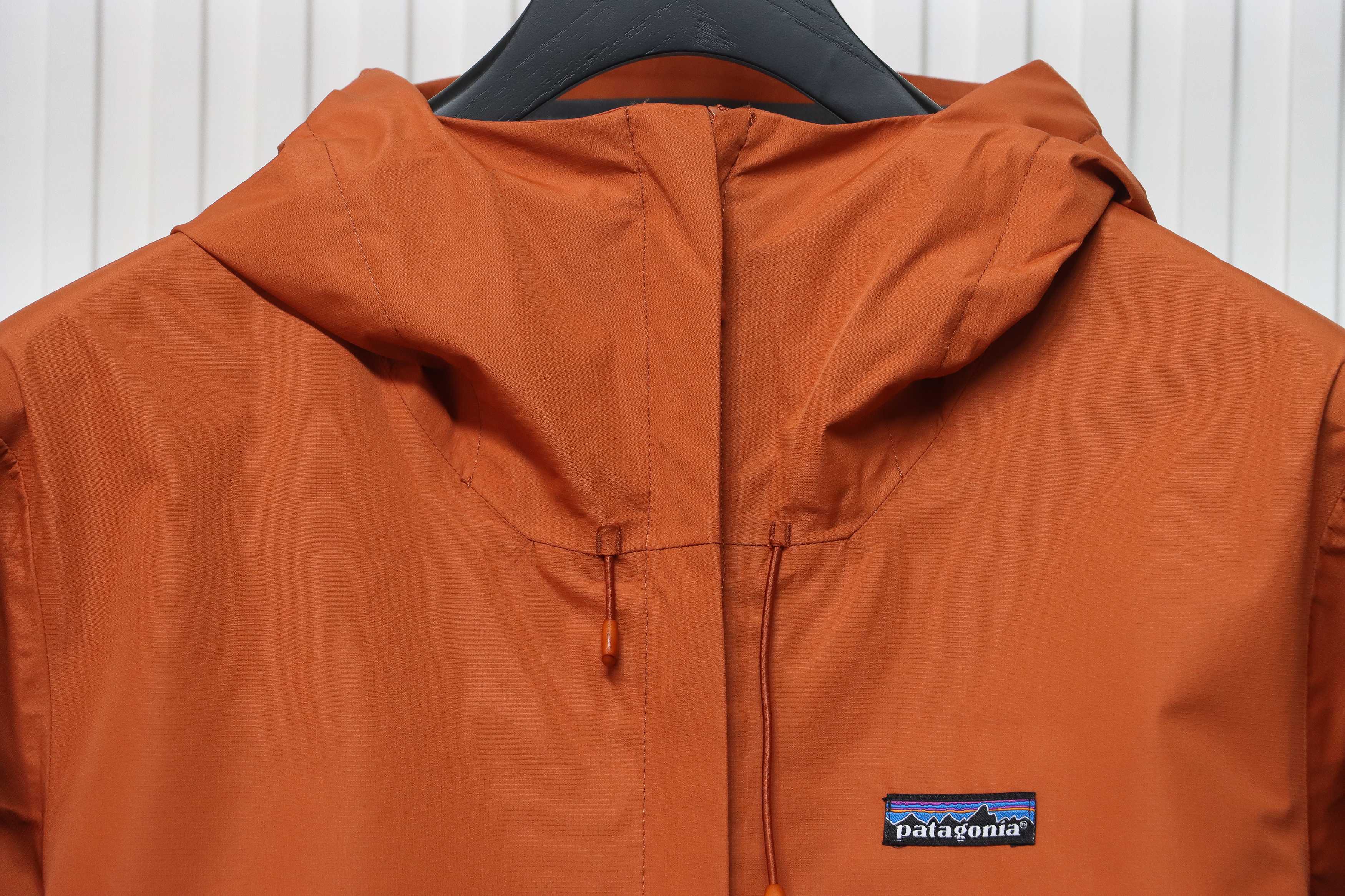 Patagonia Basics Logo Jacket Zip-Up Jacket Orange