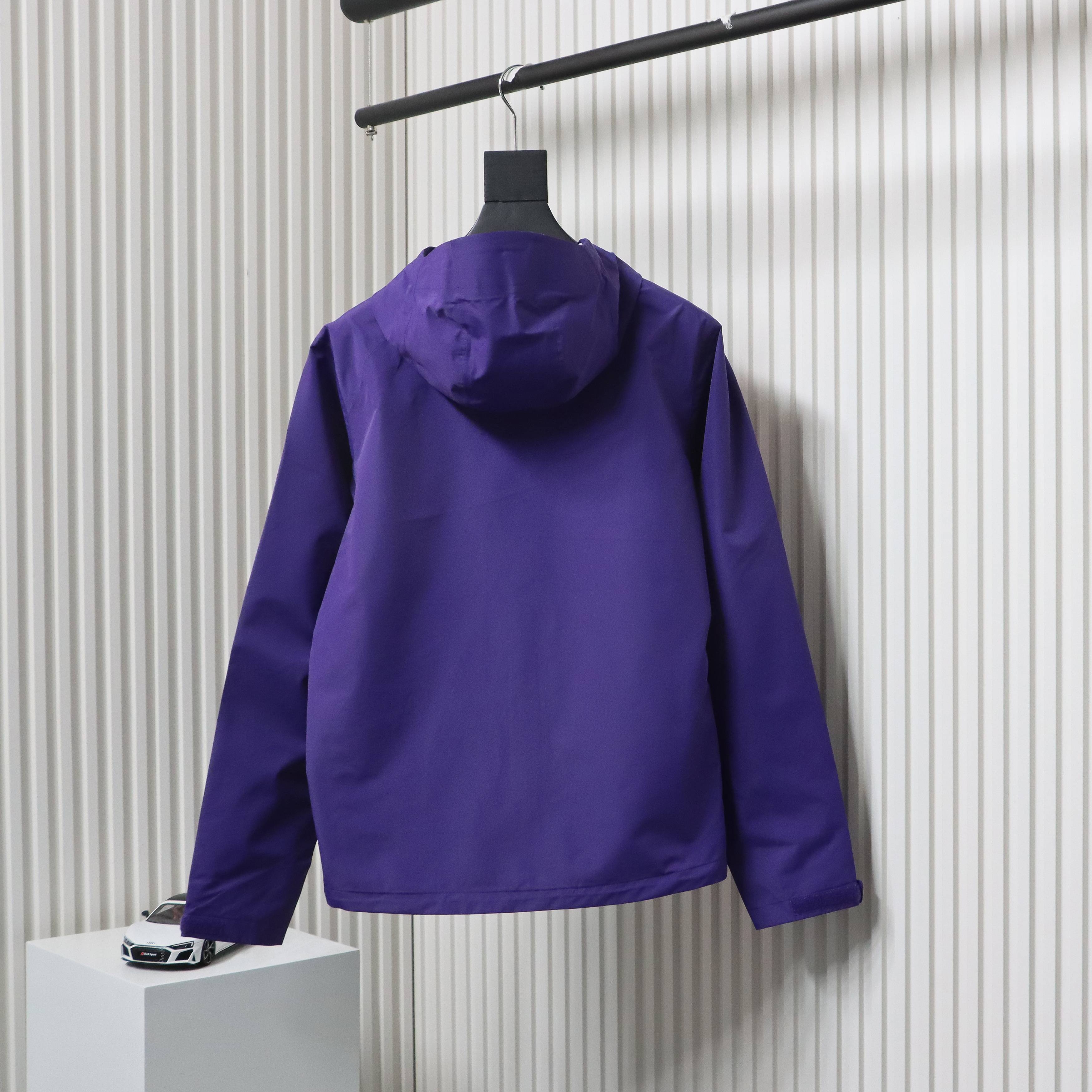 Patagonia Basics Logo Jacket Zip-Up Jacket Purple