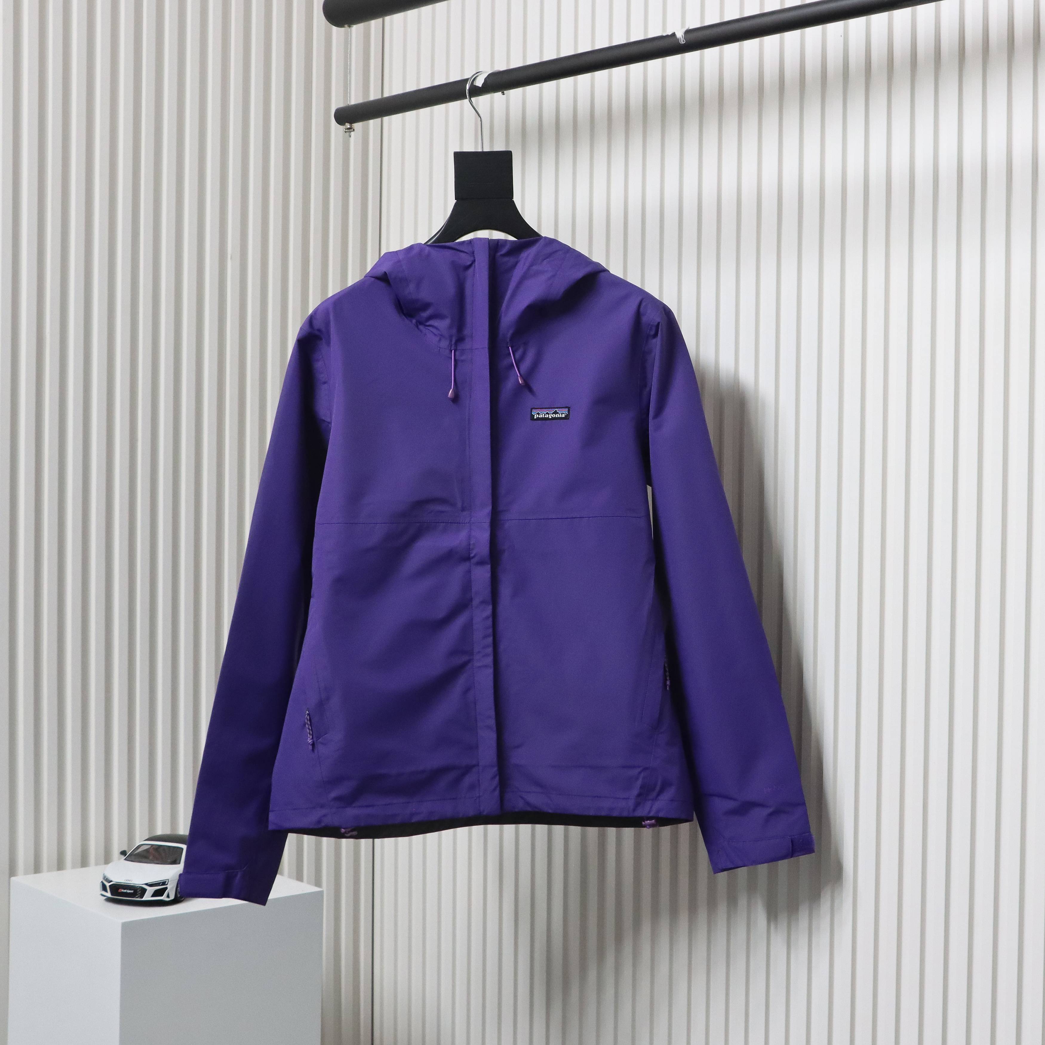Patagonia Basics Logo Jacket Zip-Up Jacket Purple
