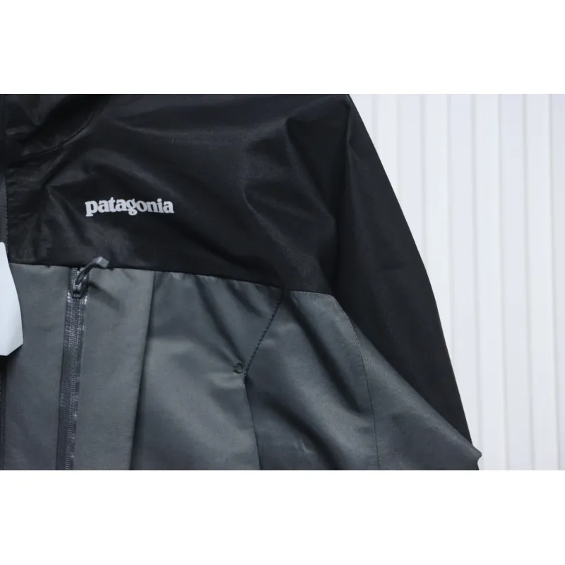 Patagonia Shark Mountain Logo Fully Rubberized Jacket Black