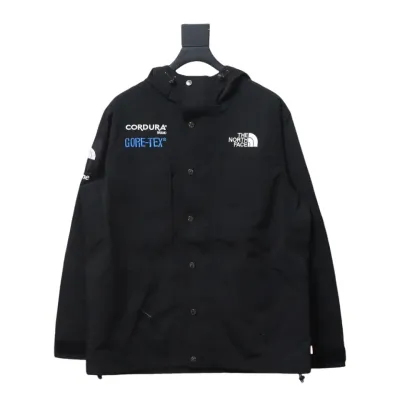 Supreme x The North Face 18Fw SUP Outdoor Color Matching Jacket Black 01