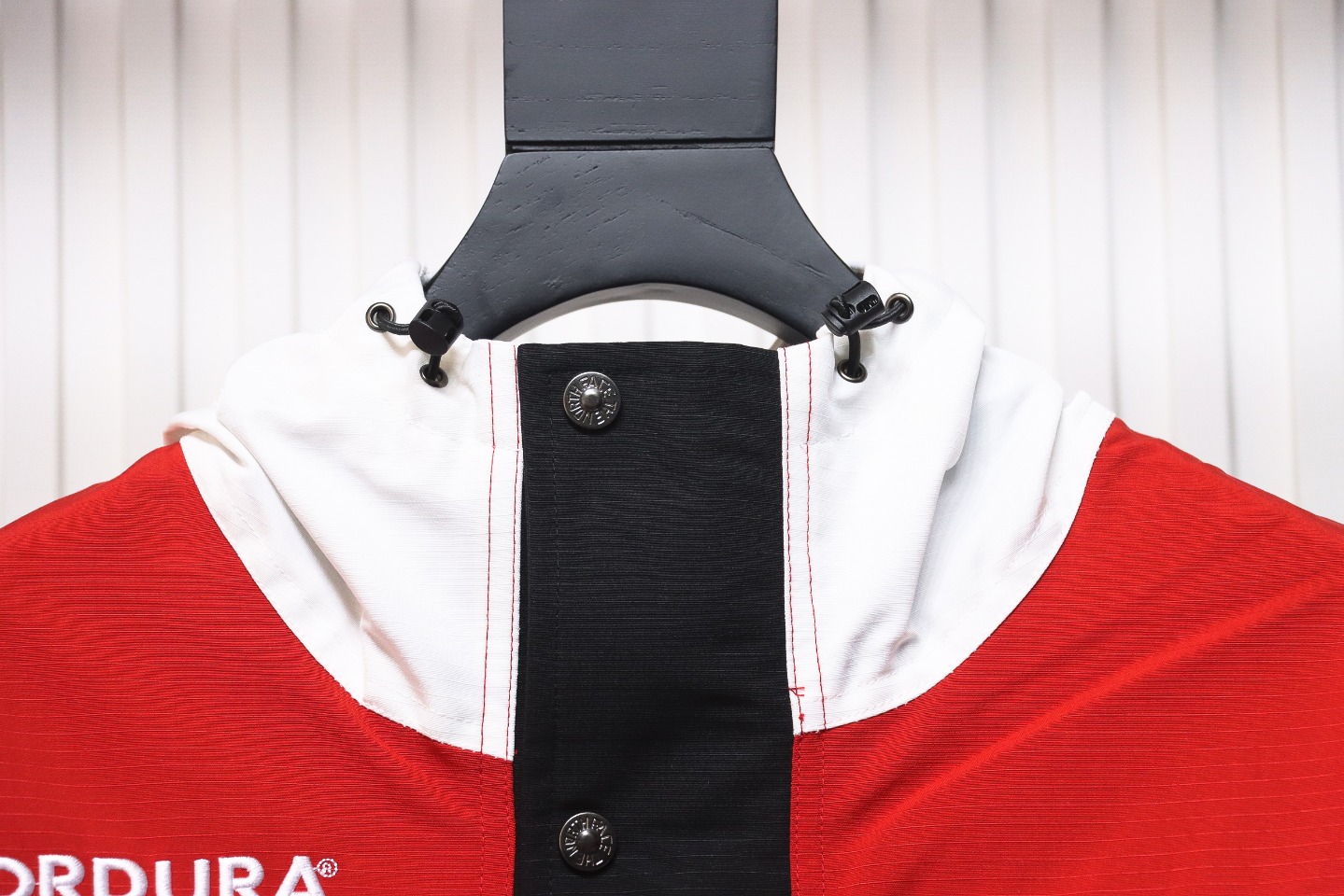 Supreme x The North Face 18Fw SUP Outdoor Color Matching Jacket White Red