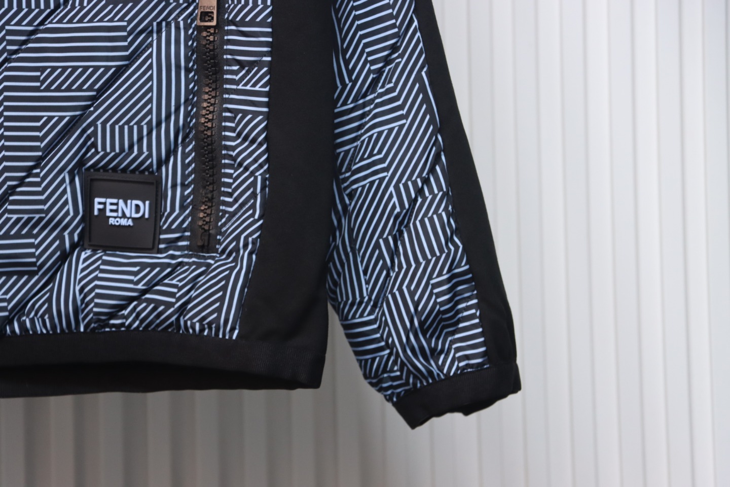 Fendi 23FW Black And Blue All Over Printed FF Nylon Jacket Hooded Cotton Jacket