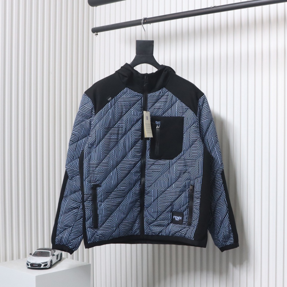 Fendi 23FW Black And Blue All Over Printed FF Nylon Jacket Hooded Cotton Jacket