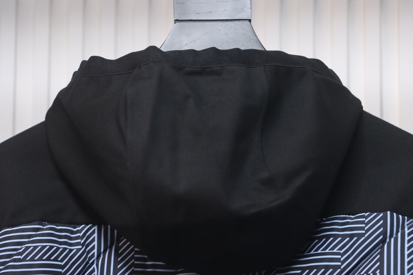 Fendi 23FW Black And Blue All Over Printed FF Nylon Jacket Hooded Cotton Jacket