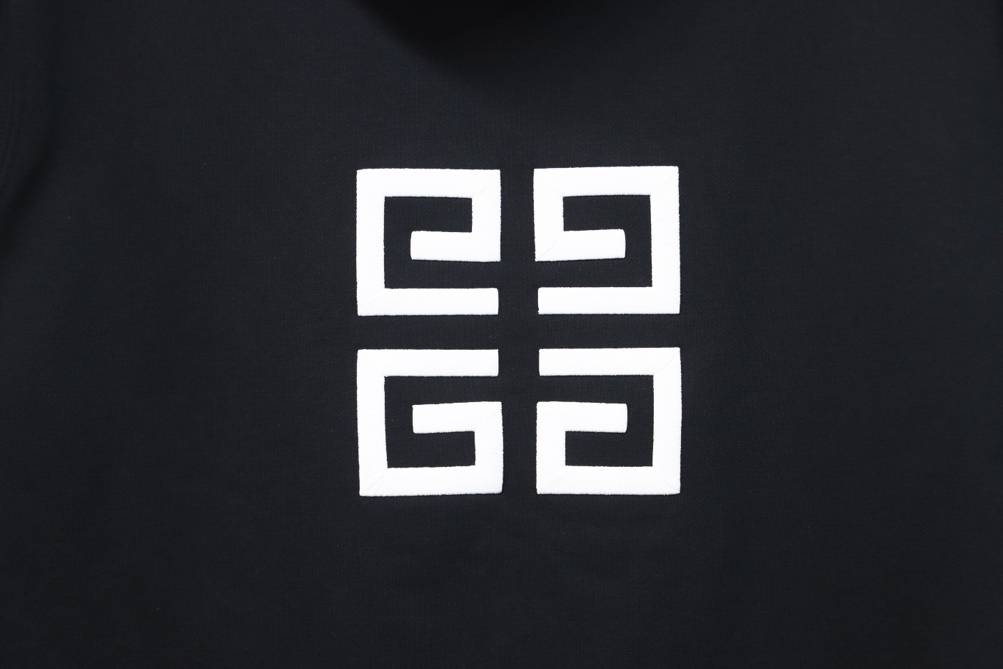 Givenchy 24FW Classic Front and Back Three-Dimensional Embroidery Hoodie
